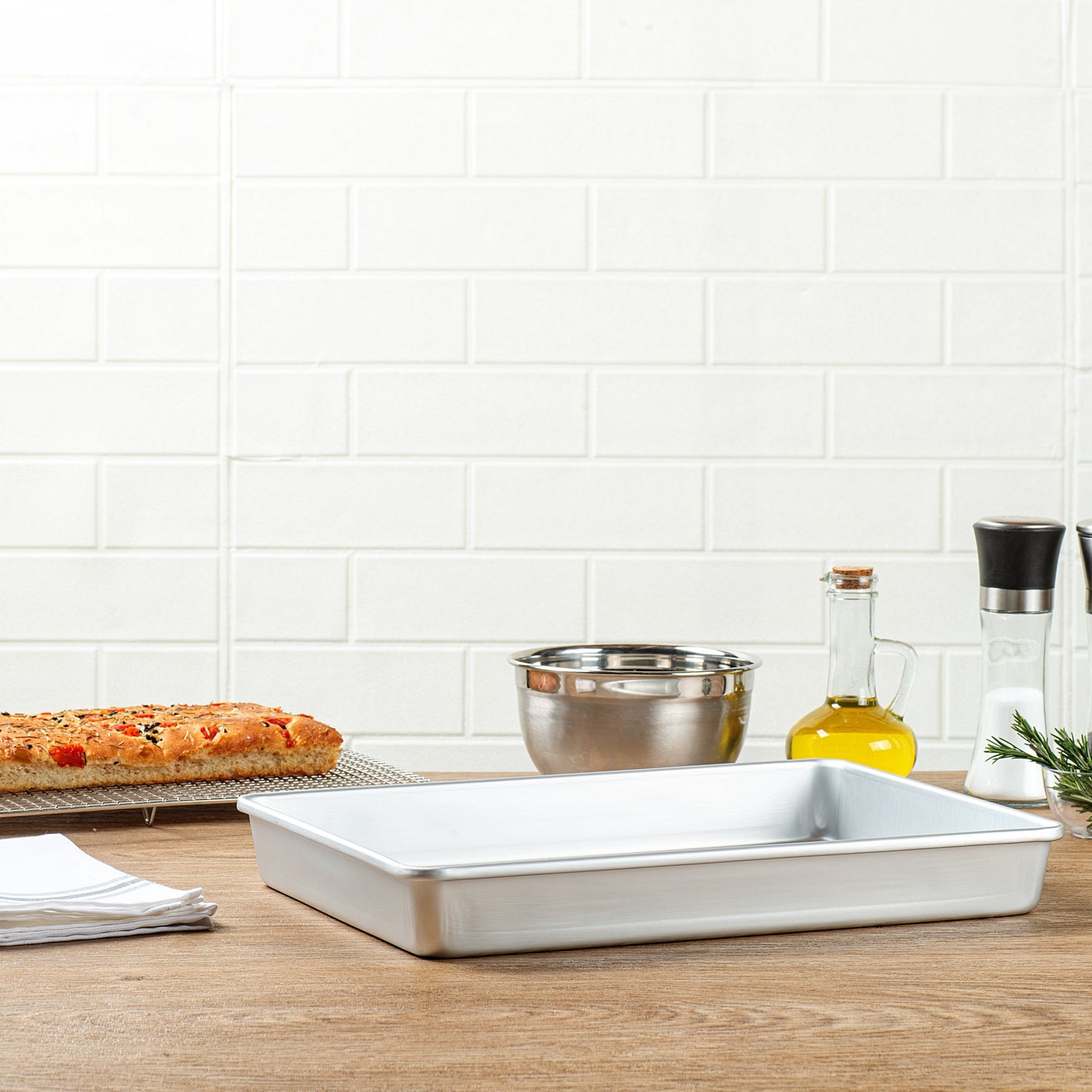 Met Lux Rectangle Aluminum Cake Pan - 15" x 12" x 2" - 12 count box