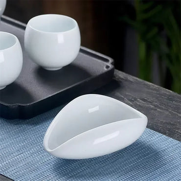 Ceramic Coffee Bean Measuring Cup & Dosing Tray - Coffee Powder Weighing Scoop for Home and Cafe (Black/White)