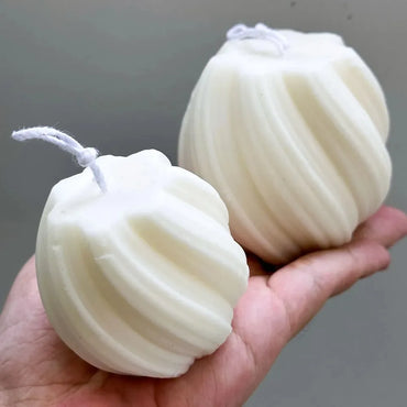 3D Geometric Wave Silicone Candle Mold - Rotating Pillar DIY Soap & Resin Craft, 8.7 x 8.5 x 8.5 cm (3.4 x 3.3 x 3.3 in)