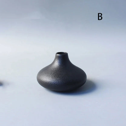 Ceramic Small Flower Bud Vase - Minimalist Japanese-Style Tabletop Home Decor