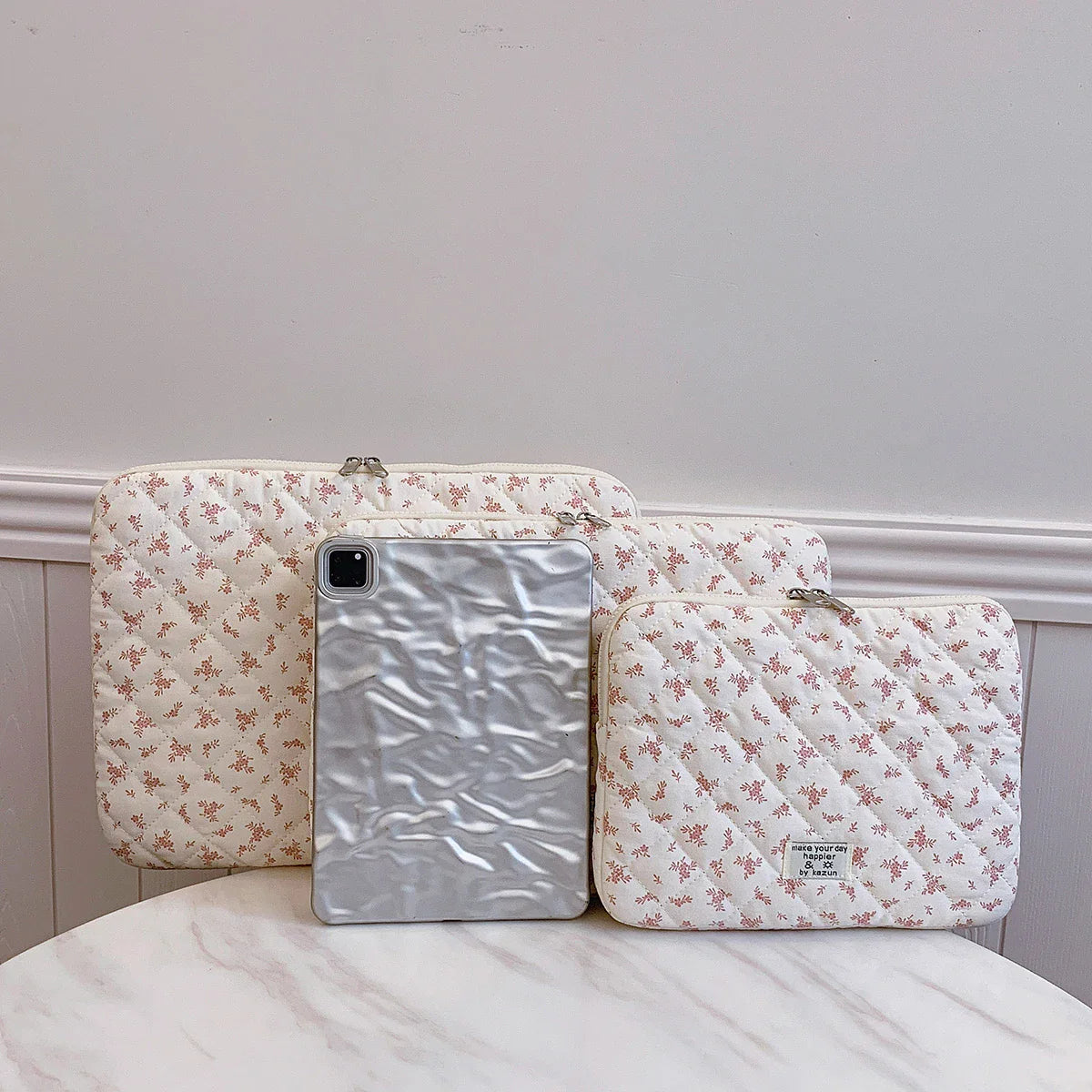 Quilted Flower Print Laptop Sleeve 11–15 Inch — Women & Unisex