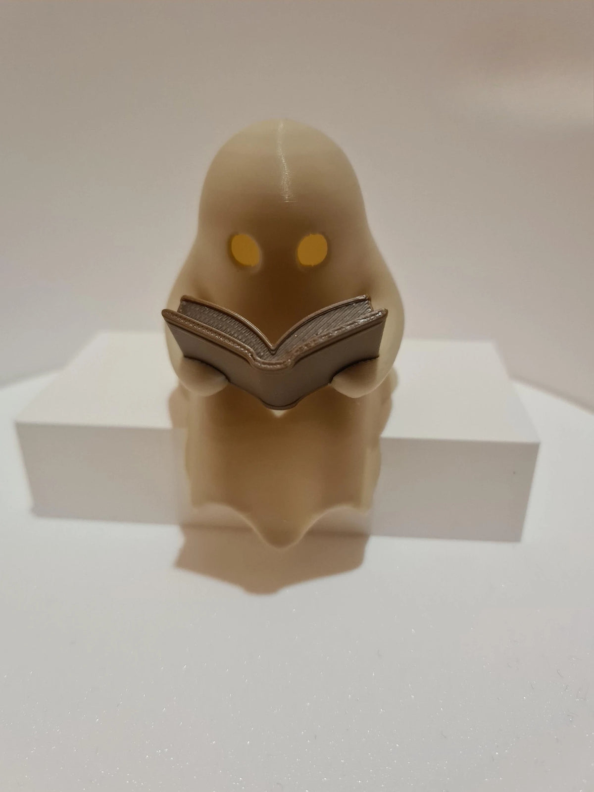 Reading Ghost Halloween Shelf Decor with Flickering Light