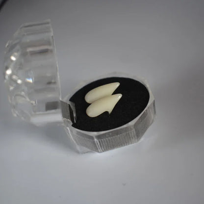 Vampire Costume Fangs, White Resin 1.7cm Pair