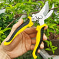 This gardening shear is super easy to use! A good helper for gardening, worry-free and practical gardening hinge and gardening