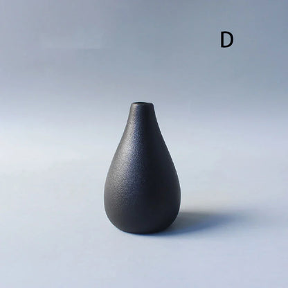 Ceramic Small Flower Bud Vase - Minimalist Japanese-Style Tabletop Home Decor