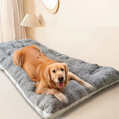 Extra Large Plush Dog Bed Sofa Thick Super-Soft Polyester Crate Mat for Large Dogs
