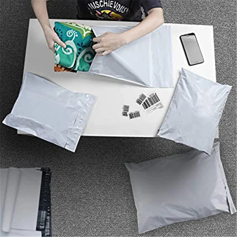 50-Pack White Self-Adhesive Poly Mailers 10 x 13 in (25 x 35 cm) Tear-Resistant Shipping Bags