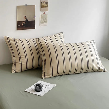 Striped Duvet Cover Bedding Set with Flat Sheet & Pillowcases — Multiple Sizes (Single/Twin/Full/Queen/King)
