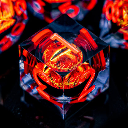 7-Piece Liquid Core Eye of Sauron Resin Dice Set Sharp-Edge D20 for D&D Tabletop RPG