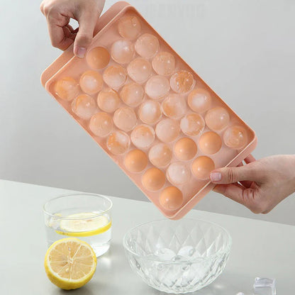 Ice Ball Mold - Spherical Whiskey Ice Maker PP Plastic Ice Cube Tray with Lid for Cocktails, Drinks & DIY Popsicles