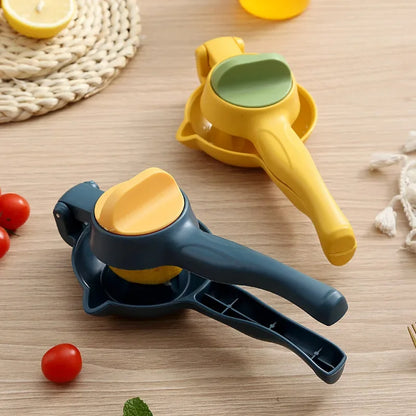 Handheld Citrus Juicer Lemon Lime Squeezer Manual Orange and Lemon Press for Maximum Juice Extraction
