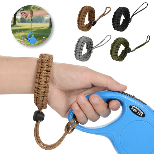Hands-Free Dog Leash Wrist Strap 22cm (8.6 in) Adjustable Anti-Fall Wristband for Retractable Leashes, Small to Large Dogs & Puppies
