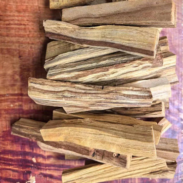 Palo Santo Sticks (1–20 PCS) Natural Incense Smudge Sticks for Purifying, Healing & Stress Relief – Wooden Aroma Diffuser for Home & Living Room