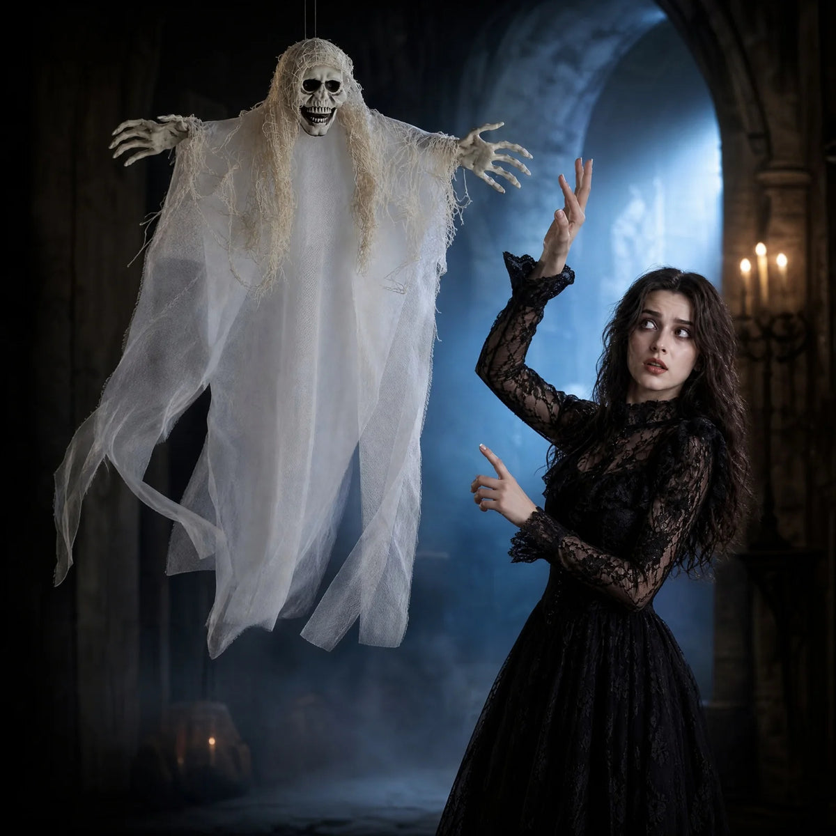 Halloween Hanging Ghost & Zombie Scary Face Pendant – Fabric Horror Cloak Ornament for Haunted House, Bar, Escape Room & Party Decor – Black, White or Blue
