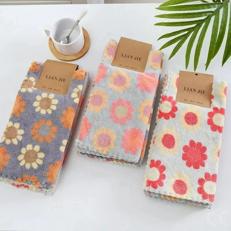 4PCS Kitchen Cleaning Cloths – Soft Absorbent Coral Fleece Dish Towels