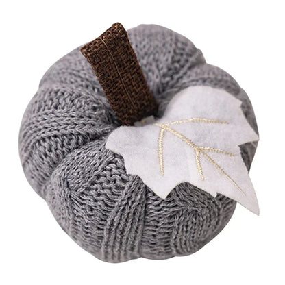 Knitted Soft Artificial Pumpkin Ornament – 9×6cm Wool Fabric Decorative Pumpkin for Halloween, Thanksgiving & Home Decor – Orange, Grey or White
