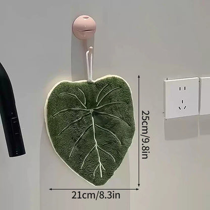 Leaf-Shaped Coral Fleece Hand Towel – Absorbent Hanging Kitchen & Bathroom Towel