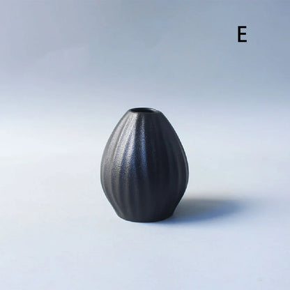 Ceramic Small Flower Bud Vase - Minimalist Japanese-Style Tabletop Home Decor