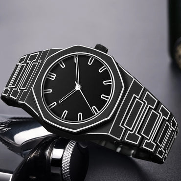 Men's Silicone Sport Watch – Quartz Movement, 40–44mm (1.57–1.73 in) Dial, 3ATM (30m) Water-Resistant, Black