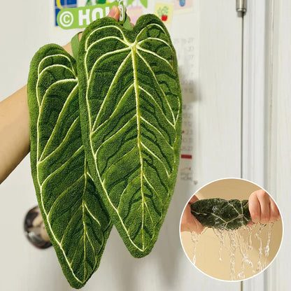 Leaf-Shaped Coral Fleece Hand Towel – Absorbent Hanging Kitchen & Bathroom Towel