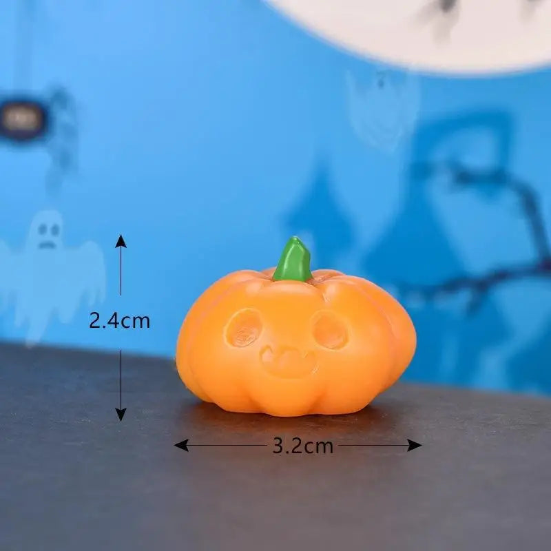 Halloween Mini Resin Figurine, 2-4cm, 16 Designs