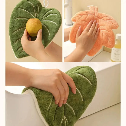 Leaf Double-Layer Hanging Hand Towel Thick Absorbent Coral Fleece 25 x 23 cm (9.84 x 9.06 in) for Kitchen & Bathroom