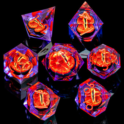 7-Piece Liquid Core Eye of Sauron Resin Dice Set Sharp-Edge D20 for D&D Tabletop RPG