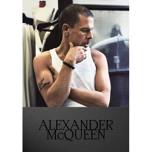 Alexander McQueen: Iconic. - Hardcover