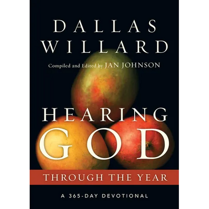 Hearing God Through the Year: A 365-Day Devotional - Paperback