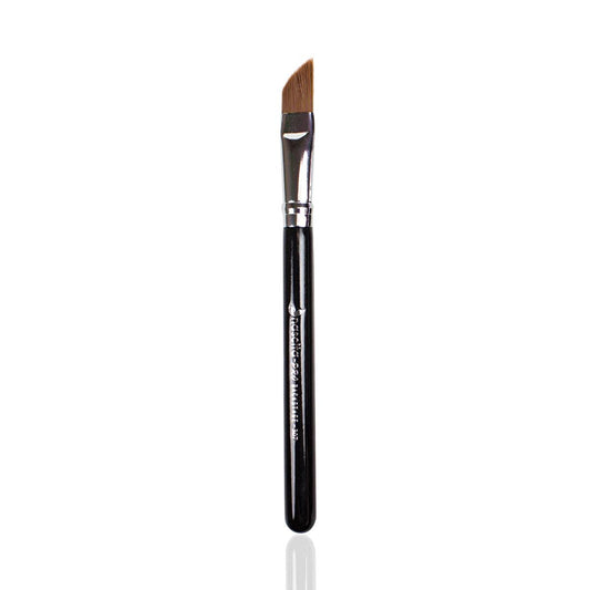 Nascita Angled Contour Brush 307 - Professional Makeup Brush for Sculpted Facial Features