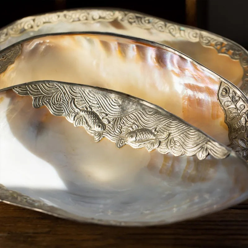 Mother-of-Pearl Shell Jewelry Tray – Luxury Vanity & Display Dish