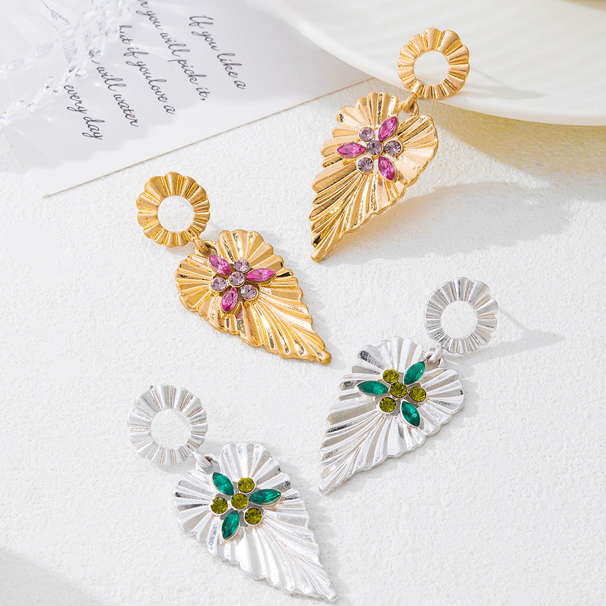Wholesale Floral Linked Drop Earrings, New Arrival Minimalist Earrings For Women, European American Luxury High-End Light Luxury Jewelry