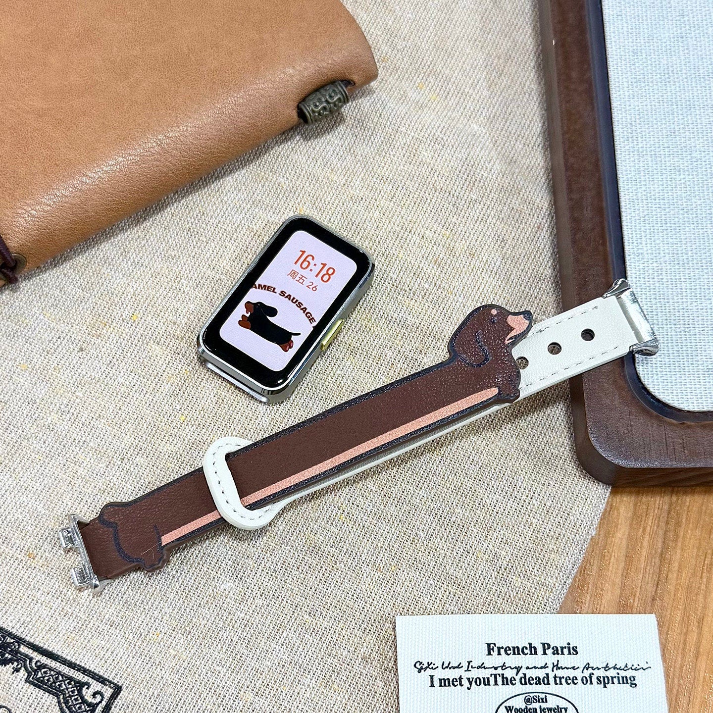 Personality Boys And Girls Change Watchbands In Autumn And Winter