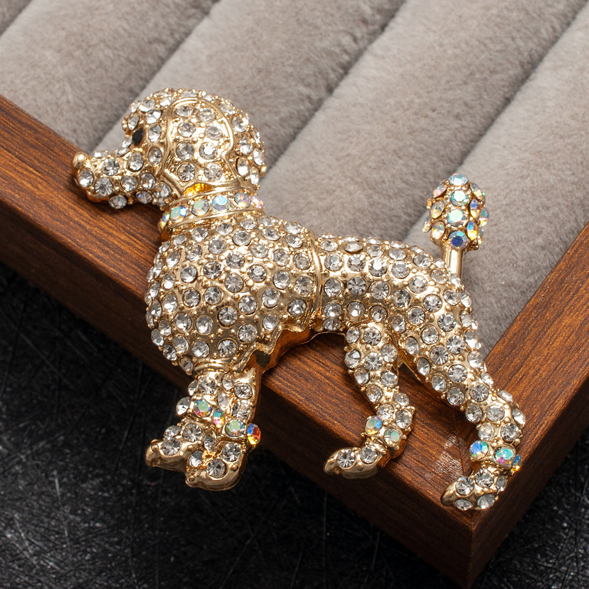 Golden Cute Diamond-studded Puppy Brooch Classic And Fashionable