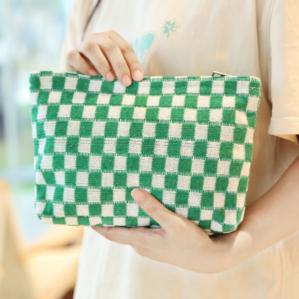 Large-capacity Yarn Checkerboard Makeup Bag