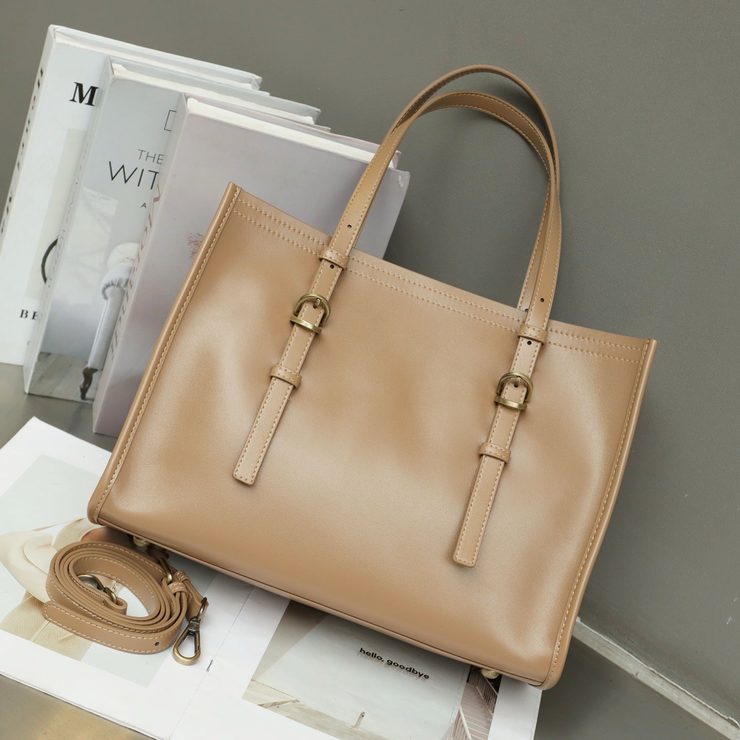 New Genuine Leather Women's Bag, Top-grain Cowhide Shopping Bag, Luxury Feel, Commuter Handbag, Single Shoulder And Crossbody Bag