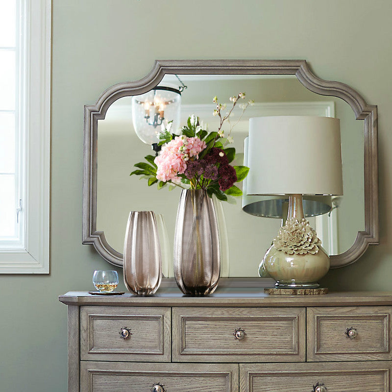Colored Transparent Glass Vase With Diamonds
