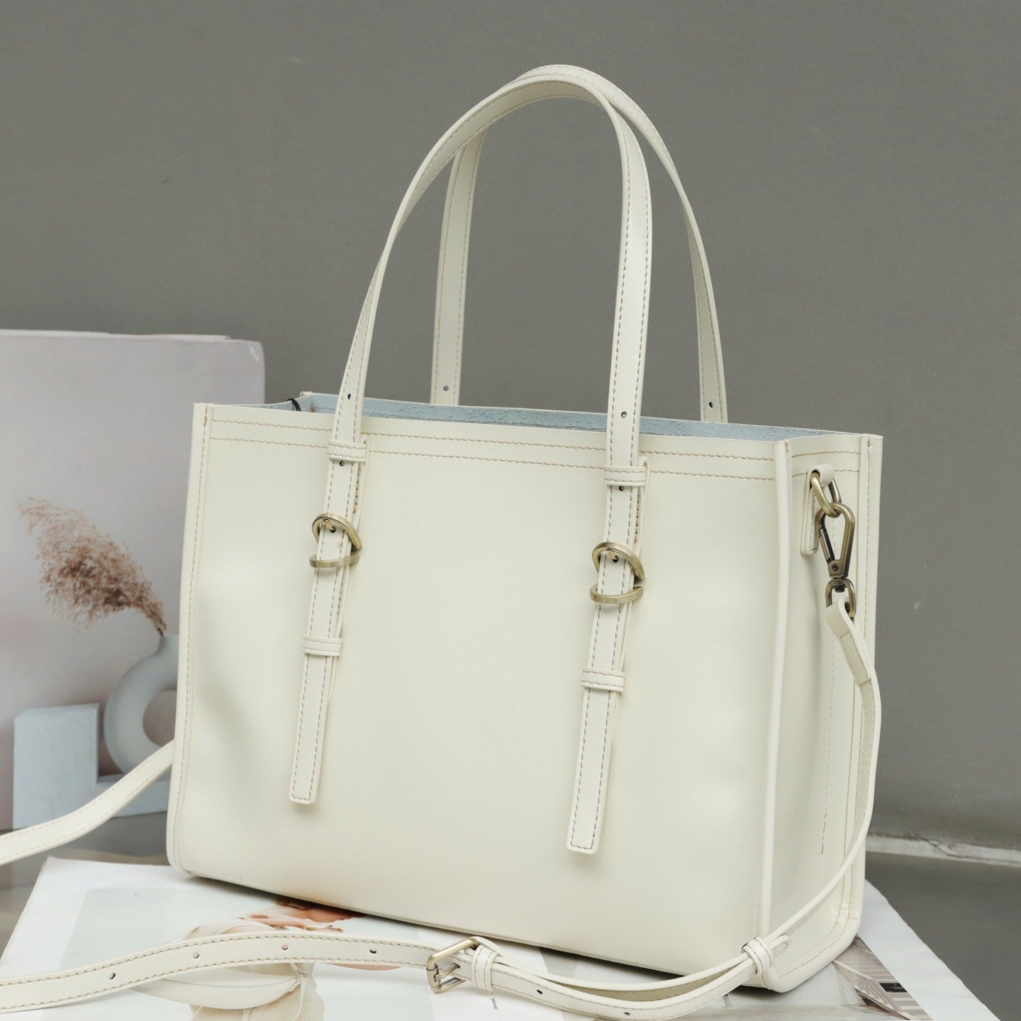 New Genuine Leather Women's Bag, Top-grain Cowhide Shopping Bag, Luxury Feel, Commuter Handbag, Single Shoulder And Crossbody Bag