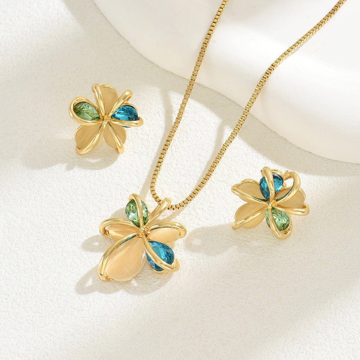 Niche Literary Vintage Elegant Women Jewelry Set, Baroque Floral Design Inlaid Synthetic Gemstone, Matching Stud Earrings & Clavicle Chain