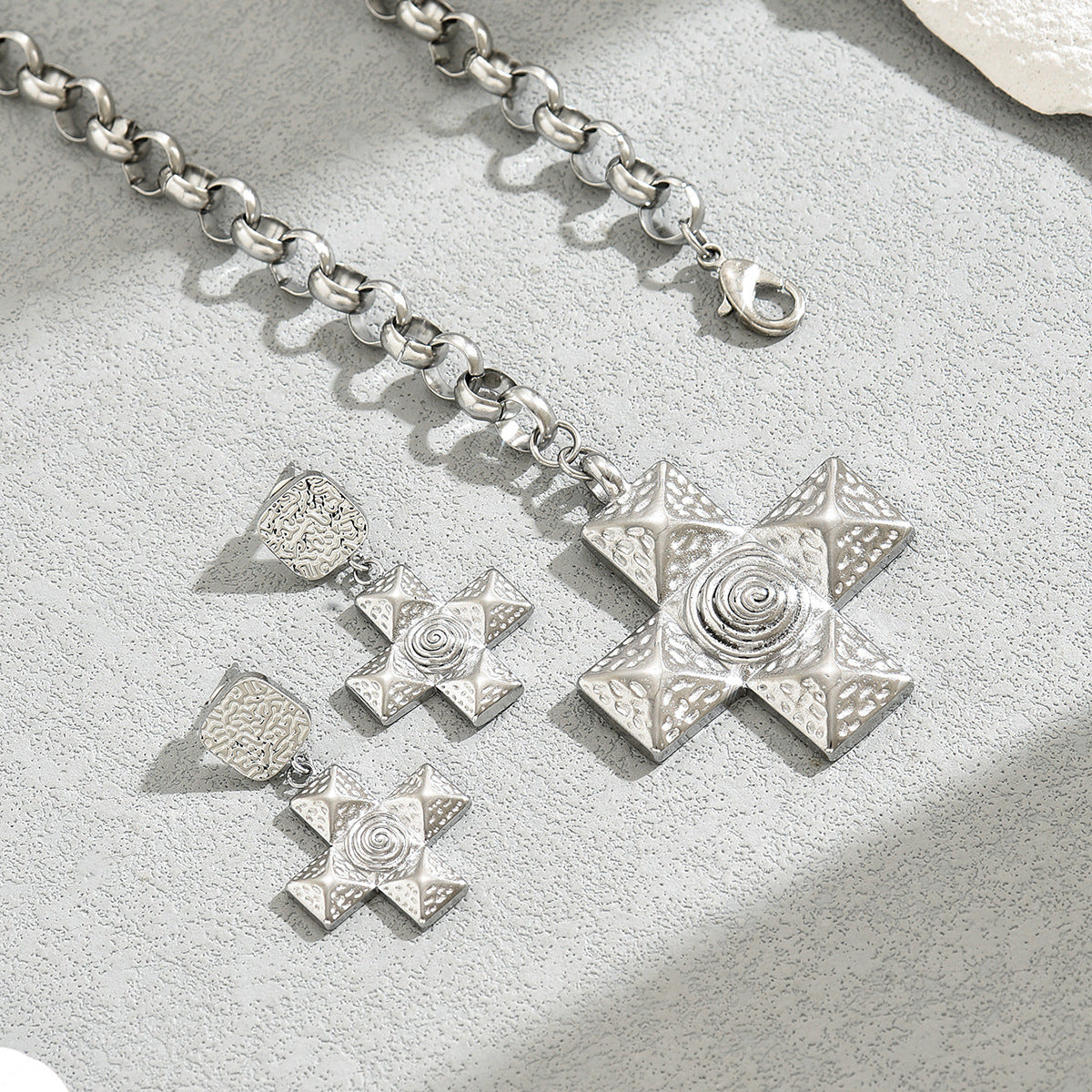 Vintage European American Women Cross Jewelry Set, Unique Niche Design Stud Earrings & Versatile Pendant Necklace For Ladies