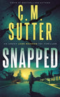 Snapped: An Agent Jade Monroe FBI Thriller - Paperback