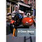 Dominoes, New Edition: Level 2: 700-Word Vocabularya Close Shave - Paperback