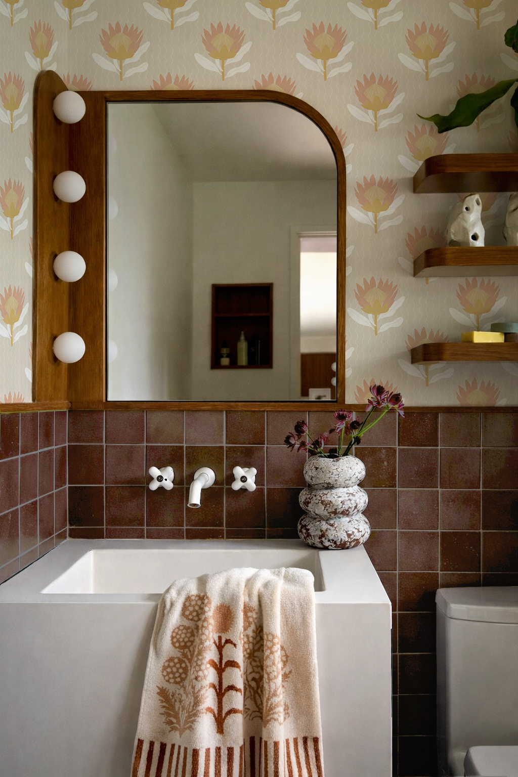 King Protea Wallpaper, tan and light coral