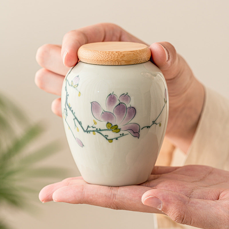 Chinese Hand-painted Ceramic Food Storage Jar Sealed Storage Portable Moisture-proof Bamboo Cover