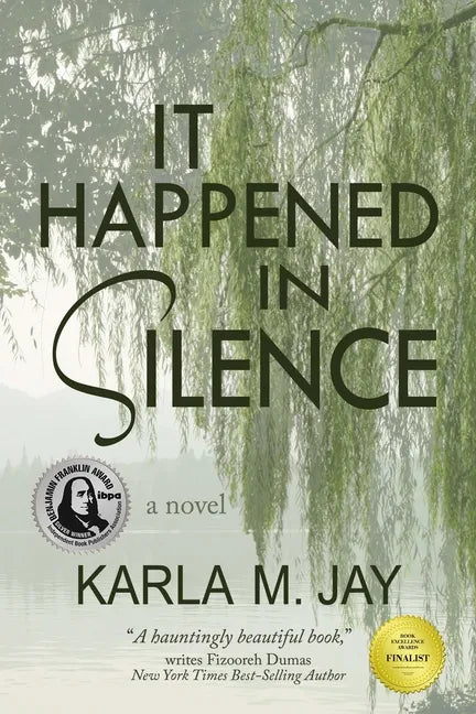 It Happened in Silence - Paperback