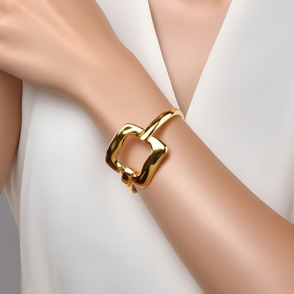 Minimal Interlocking Square Buckle Bangle For Women, High Polish Gold Plated Adjustable Cuff Bracelet, Elegant Daily Fashion Jewelry