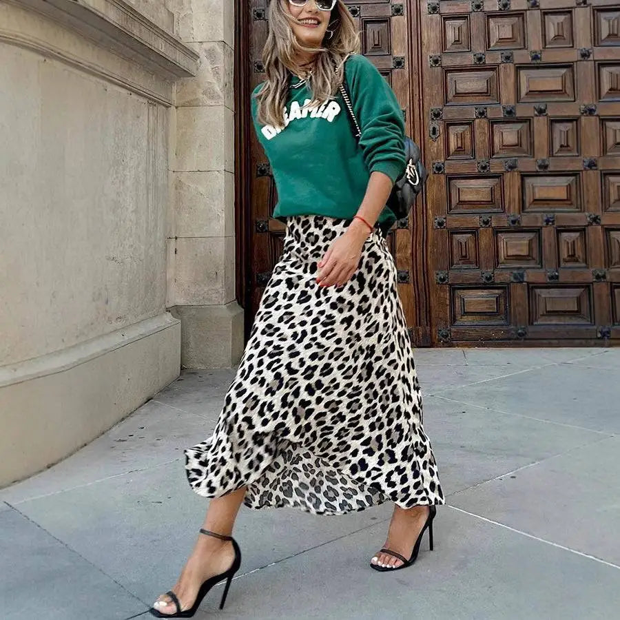 Black and White Leopard Print Elastic A Line Skirt