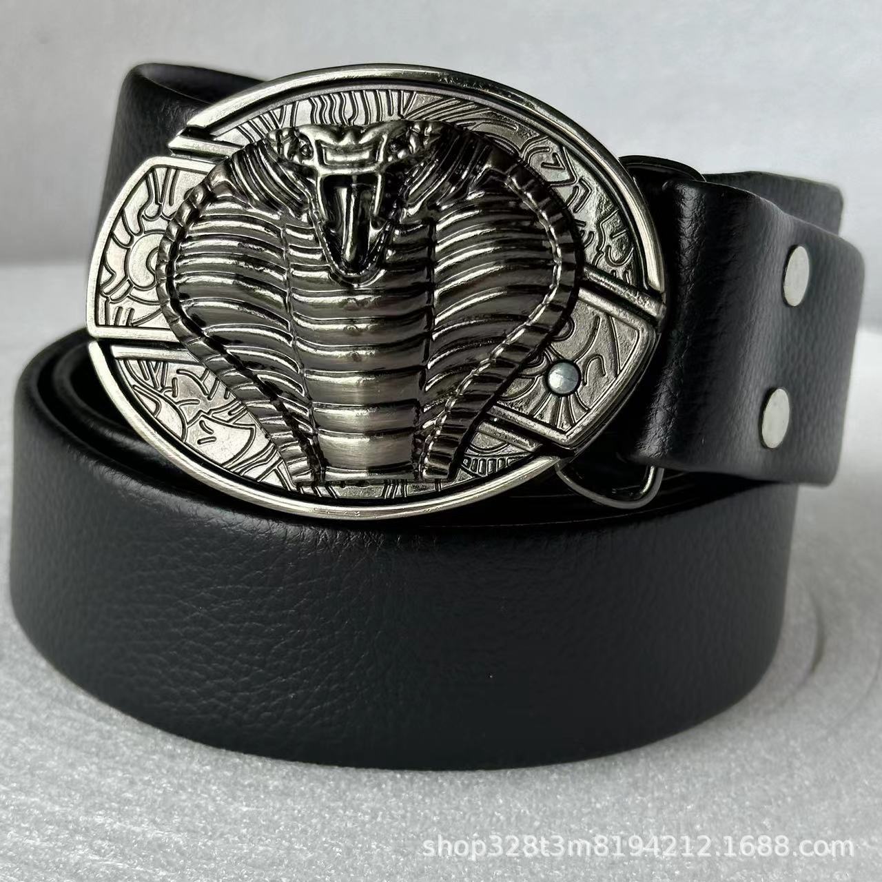 Smooth Buckle For Self-defense Trendy Punk-style Belt Buckle With A Distinctive Look