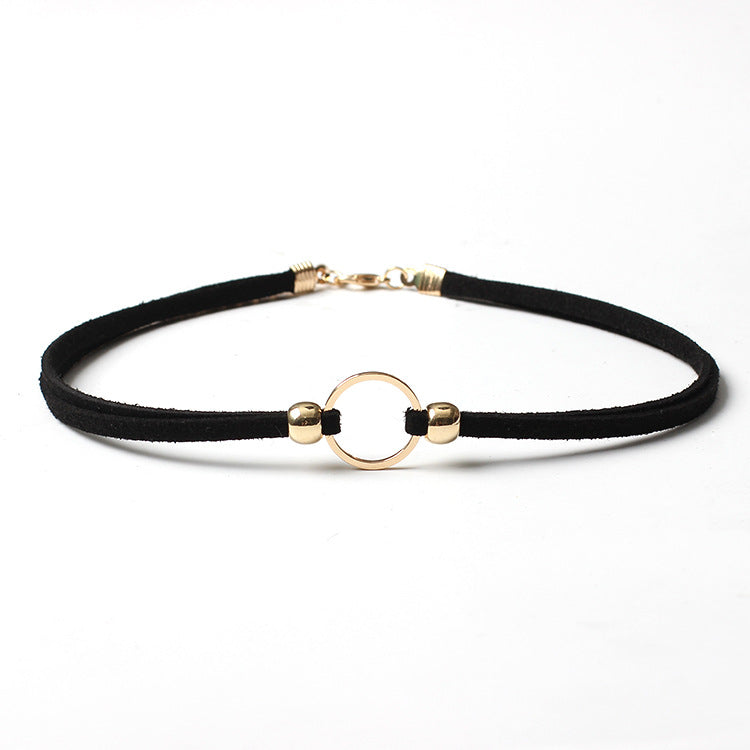 Clavicle Chain Black Wide Edge Covers Neck