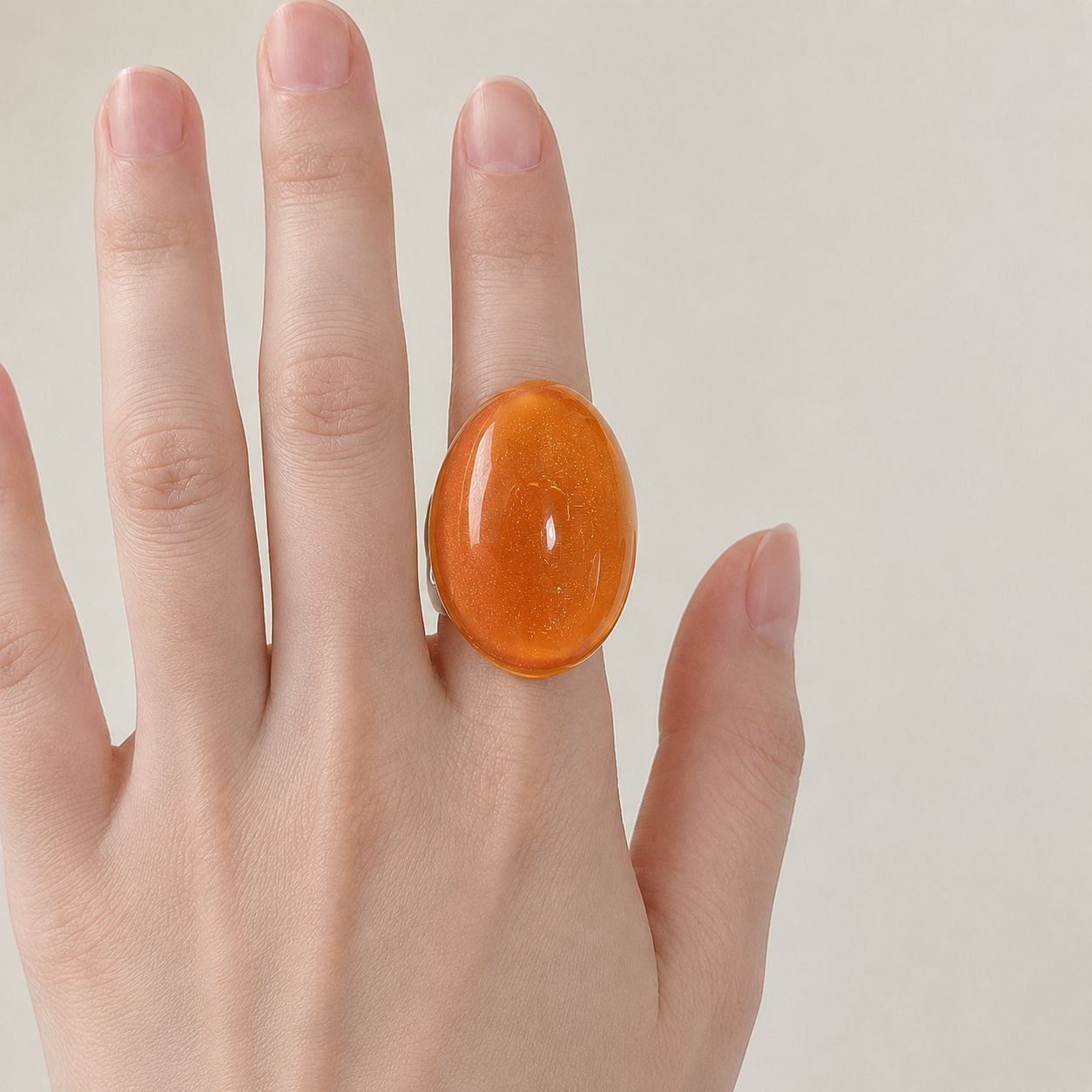 Zhang Oval Transparent Resin Ring